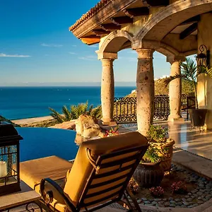  Villa Stylish Pedregal Maria